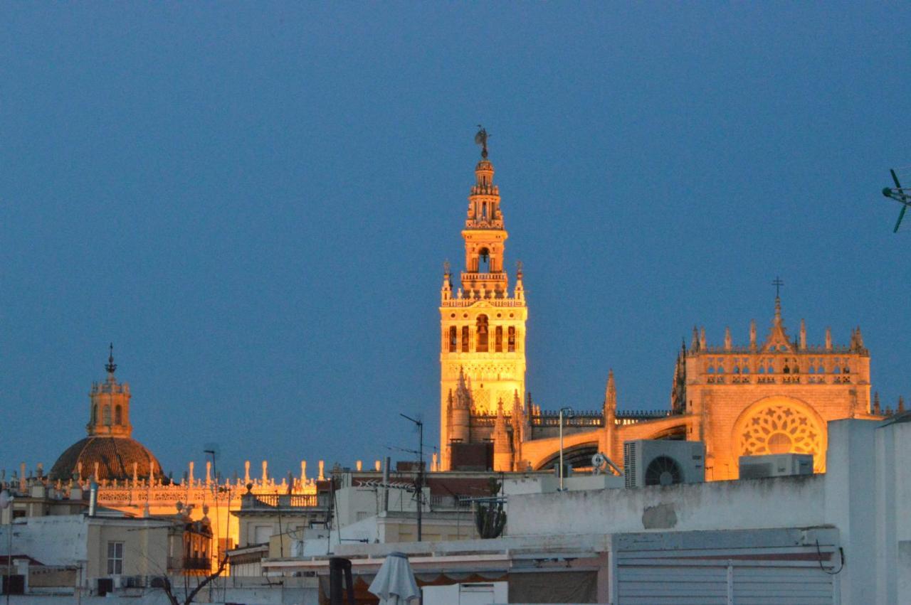 Homeyseville-amazing Penthouse Giralda Views 8 Pax, Parking Optional Appartement Séville