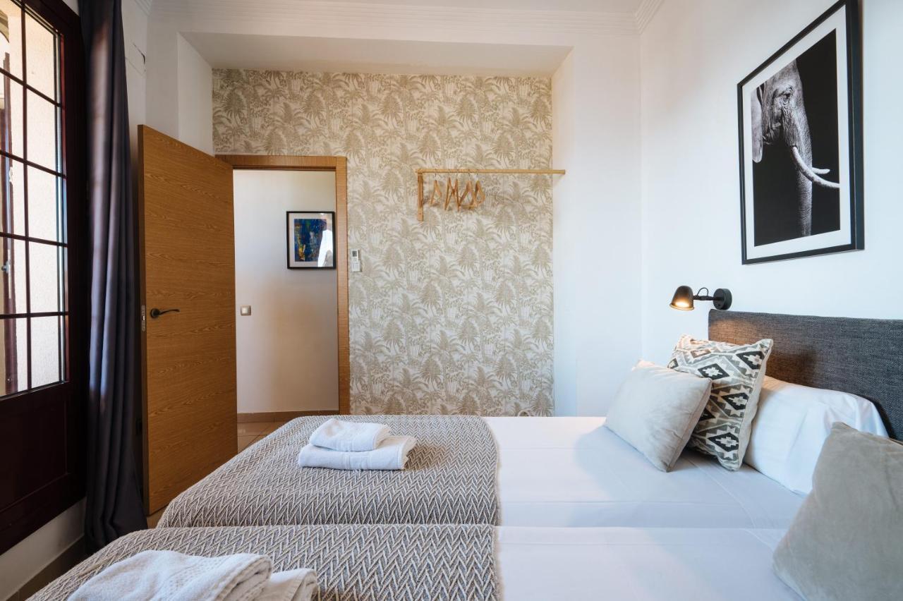 Homeyseville-amazing Penthouse Giralda Views 8 Pax, Parking Optional Appartement Séville