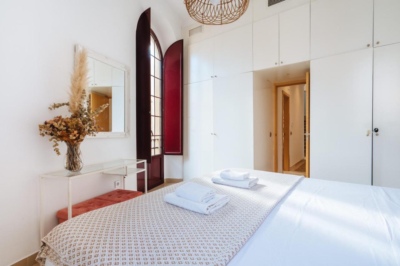 Homeyseville-amazing Penthouse Giralda Views 8 Pax, Parking Optional Séville